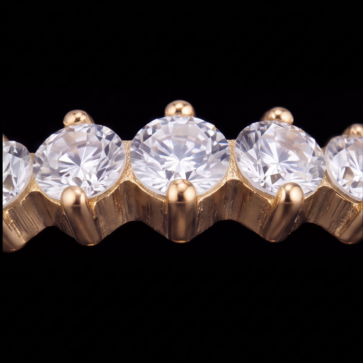 Celeste — A crescent of nine graduated stones