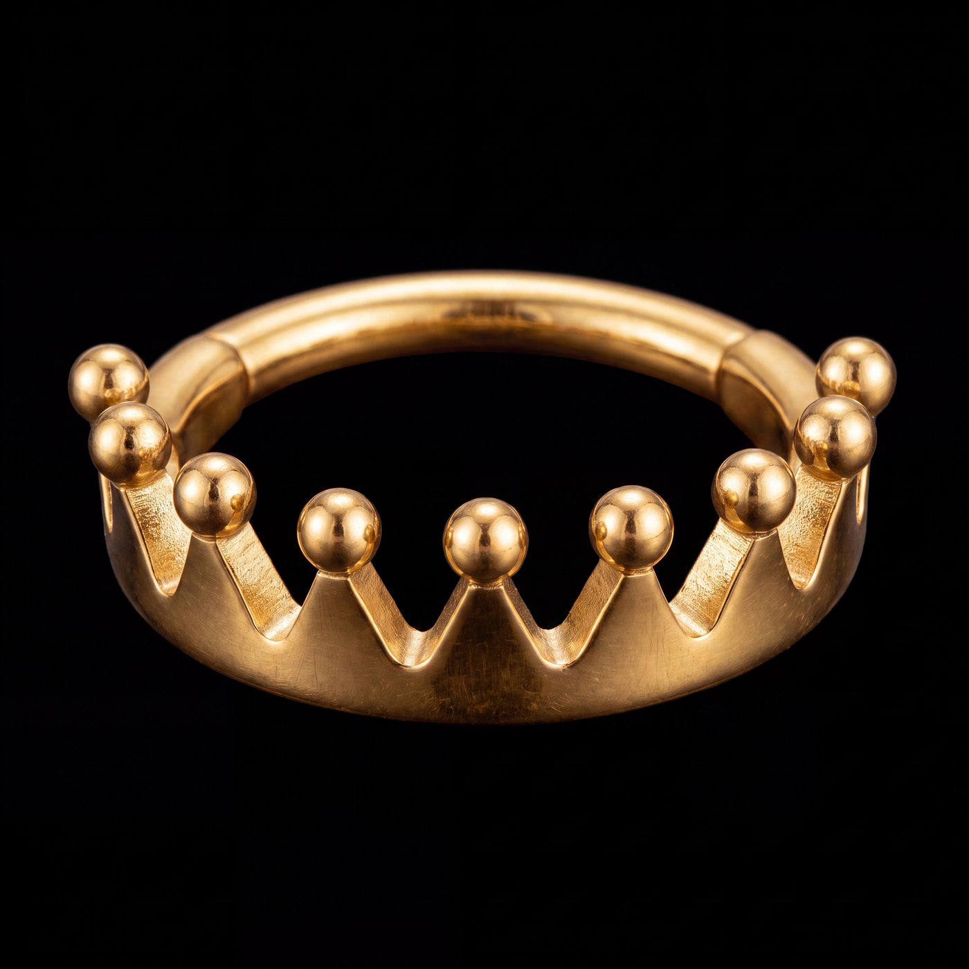 Corona — A princess crown, hinged in gold