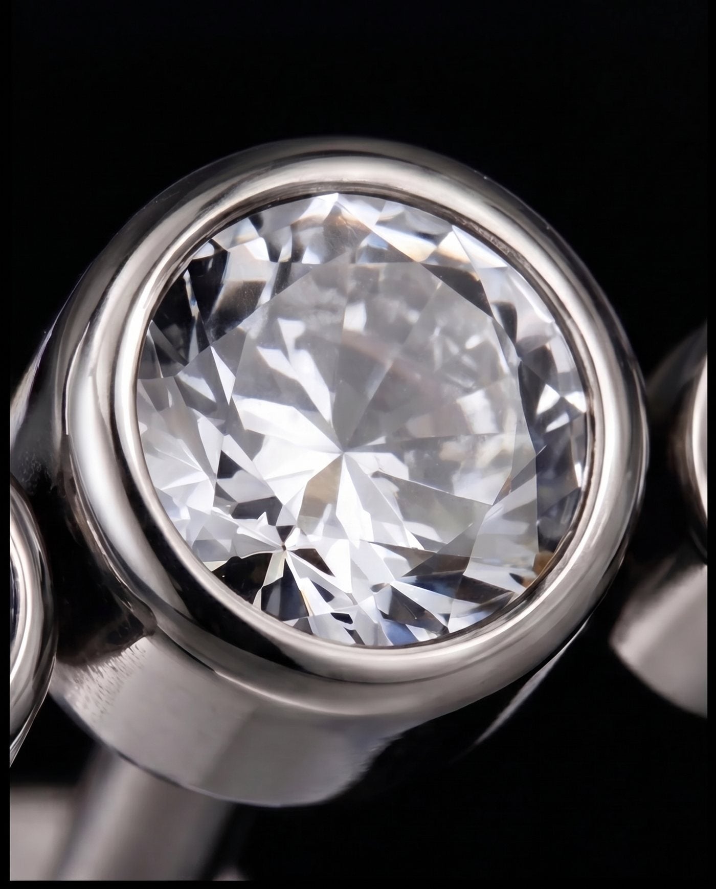 Lyra — Five bezel-set stones in a rising arc
