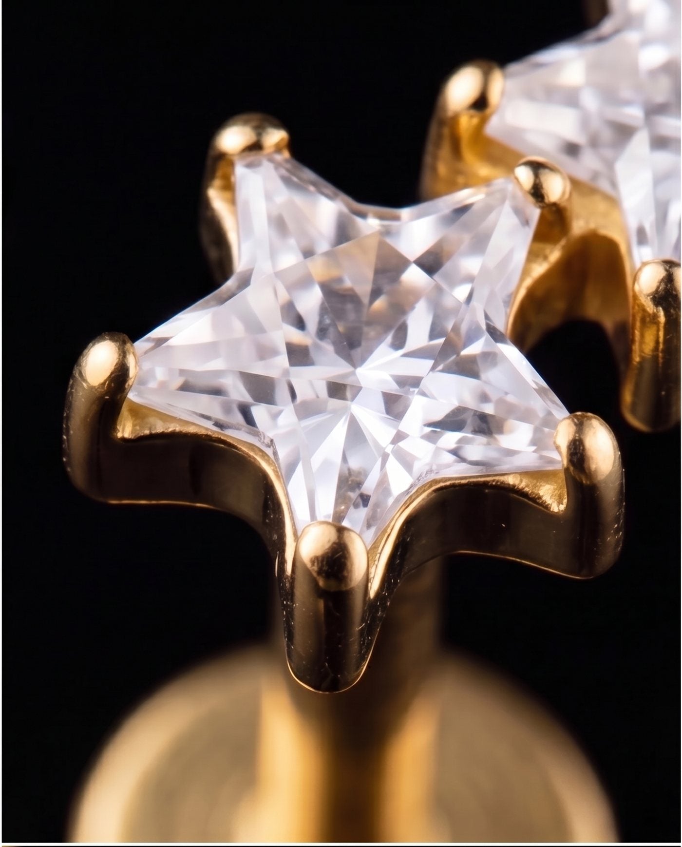 Stella — Three star-cut crystals ascending
